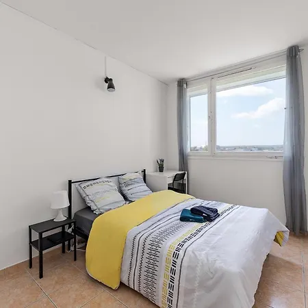 Appartement Walon-10places-free Parking Gratuit-zenith Rouen